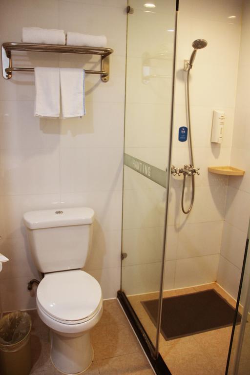 Hanting Express Dalian Xinghai Park Номер фото