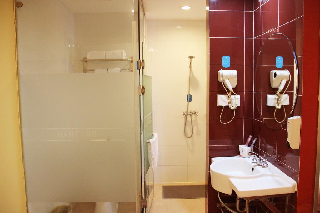 Hanting Express Dalian Xinghai Park Экстерьер фото